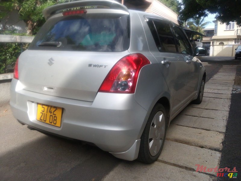 2008' Suzuki Swift photo #2