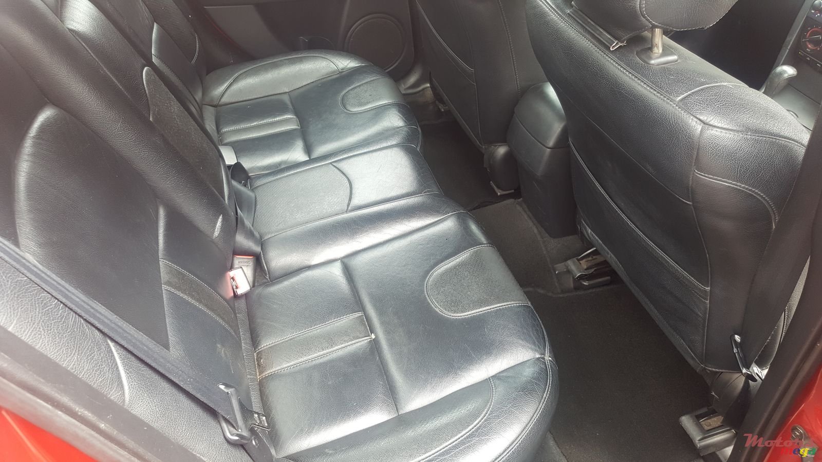 2004' Mazda 3 17" Rims, GPS, Bluetooth, DVD photo #5