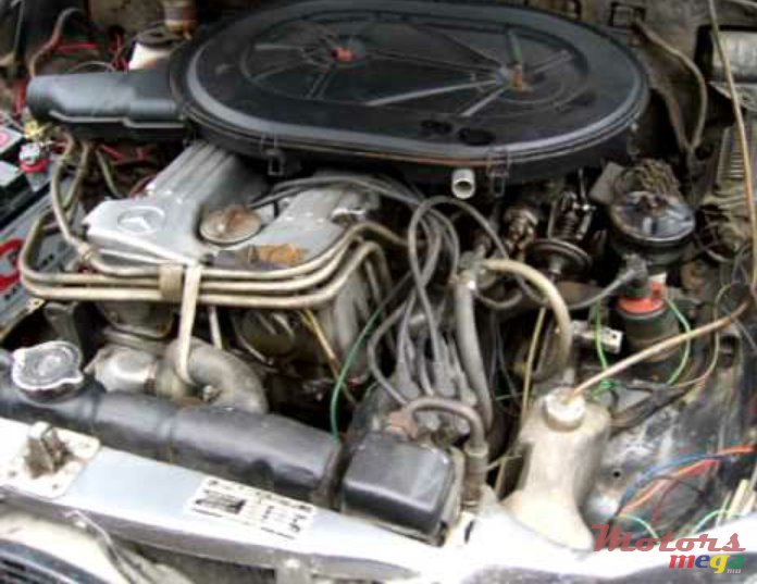 1976' Mercedes-Benz 230E W114 photo #7