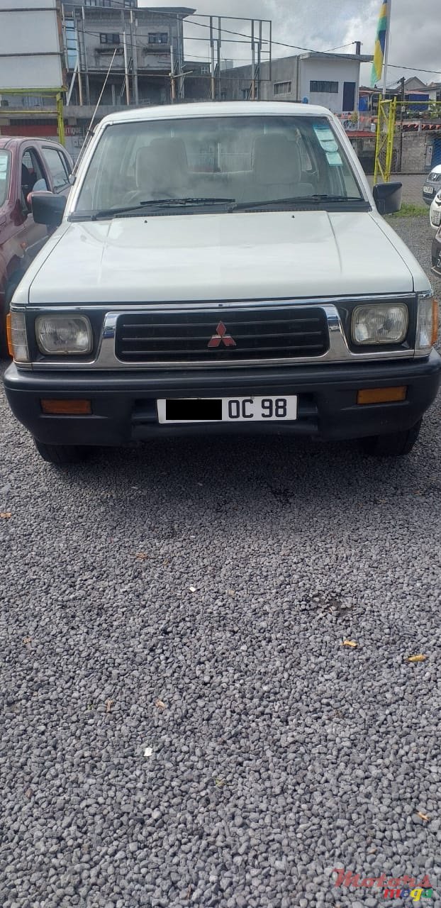 1998' Mitsubishi L 200 photo #2