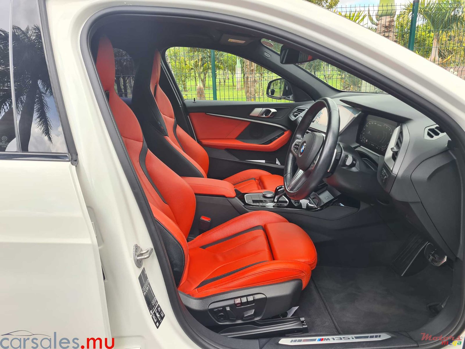 2022' BMW 135 i MPerformance XDrive 2.0 photo #5