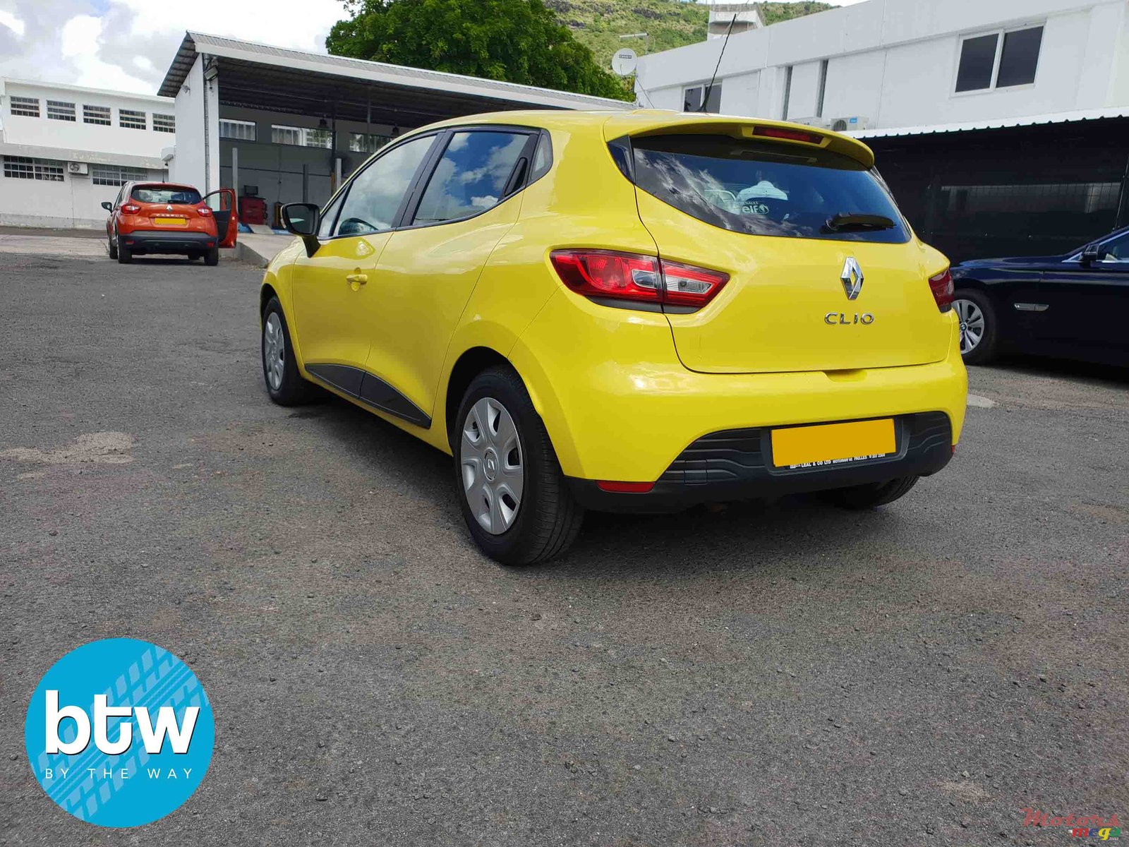 2015' Renault Clio photo #3