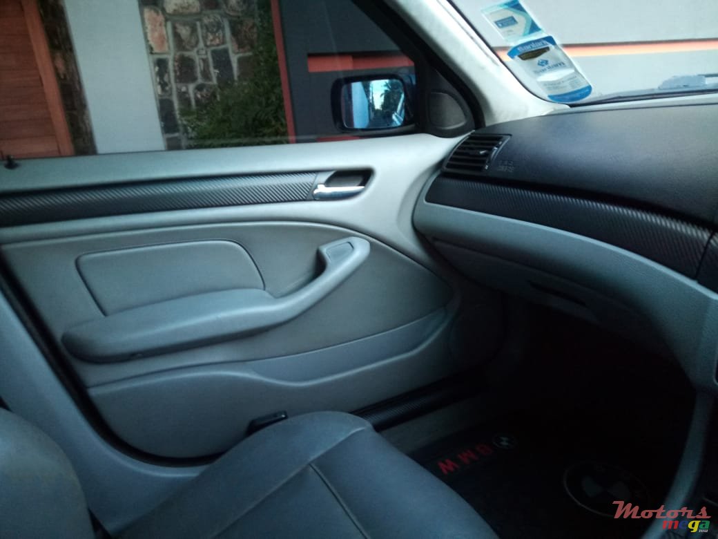 2002' BMW 3 Series E46 2000-2005 photo #5
