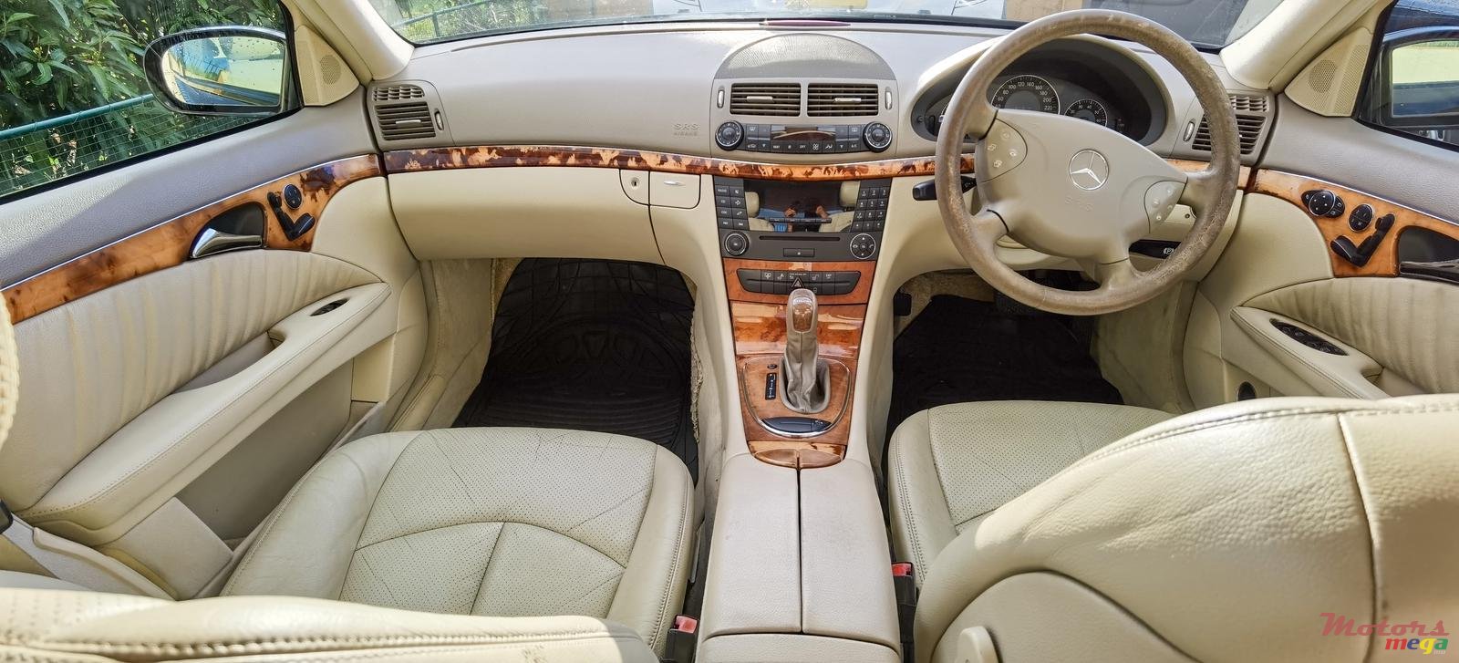 2006' Mercedes-Benz E-Class E280 Elegance photo #7