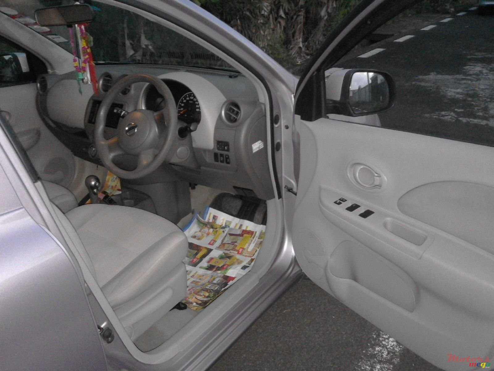 2012' Nissan AK 13 photo #5