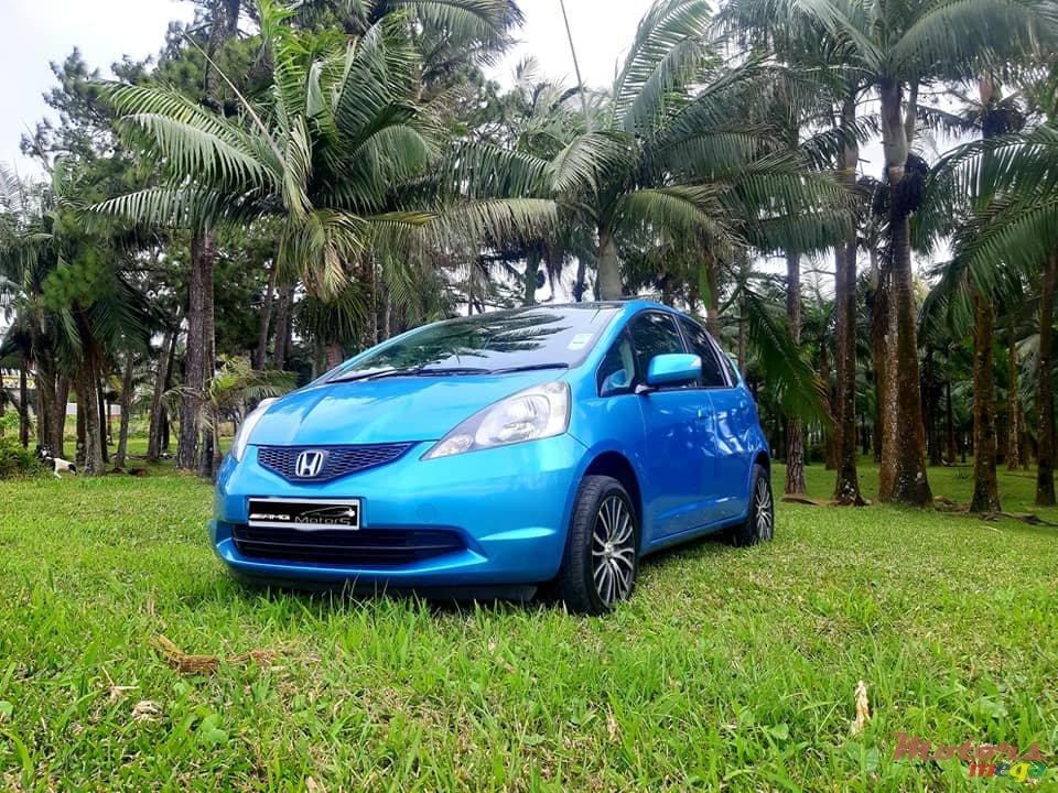 2010' Honda Fit photo #3