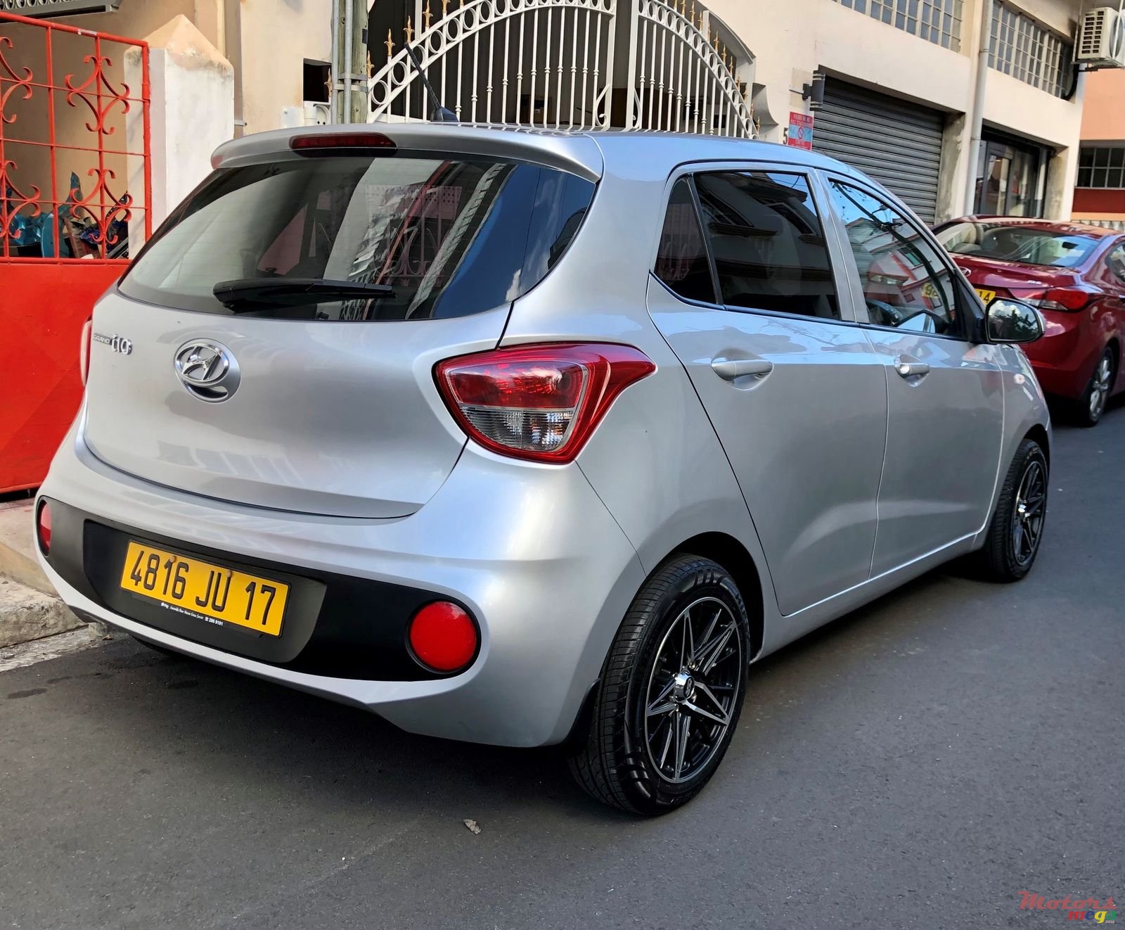 2017' Hyundai i10 Grand i10 photo #2