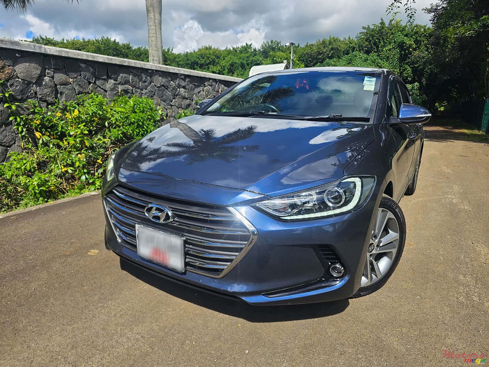 2018' Hyundai Elantra GLX 1.6 photo #1