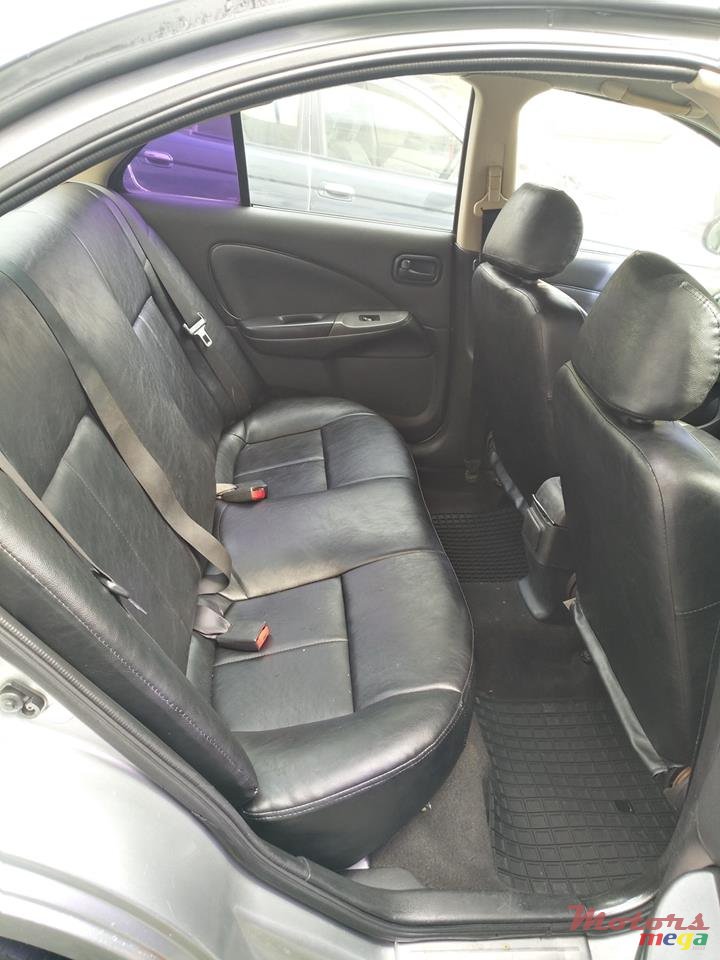2004' Nissan Sunny N17 photo #6