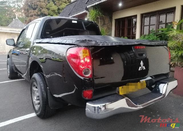 2008' Mitsubishi L 200 photo #4