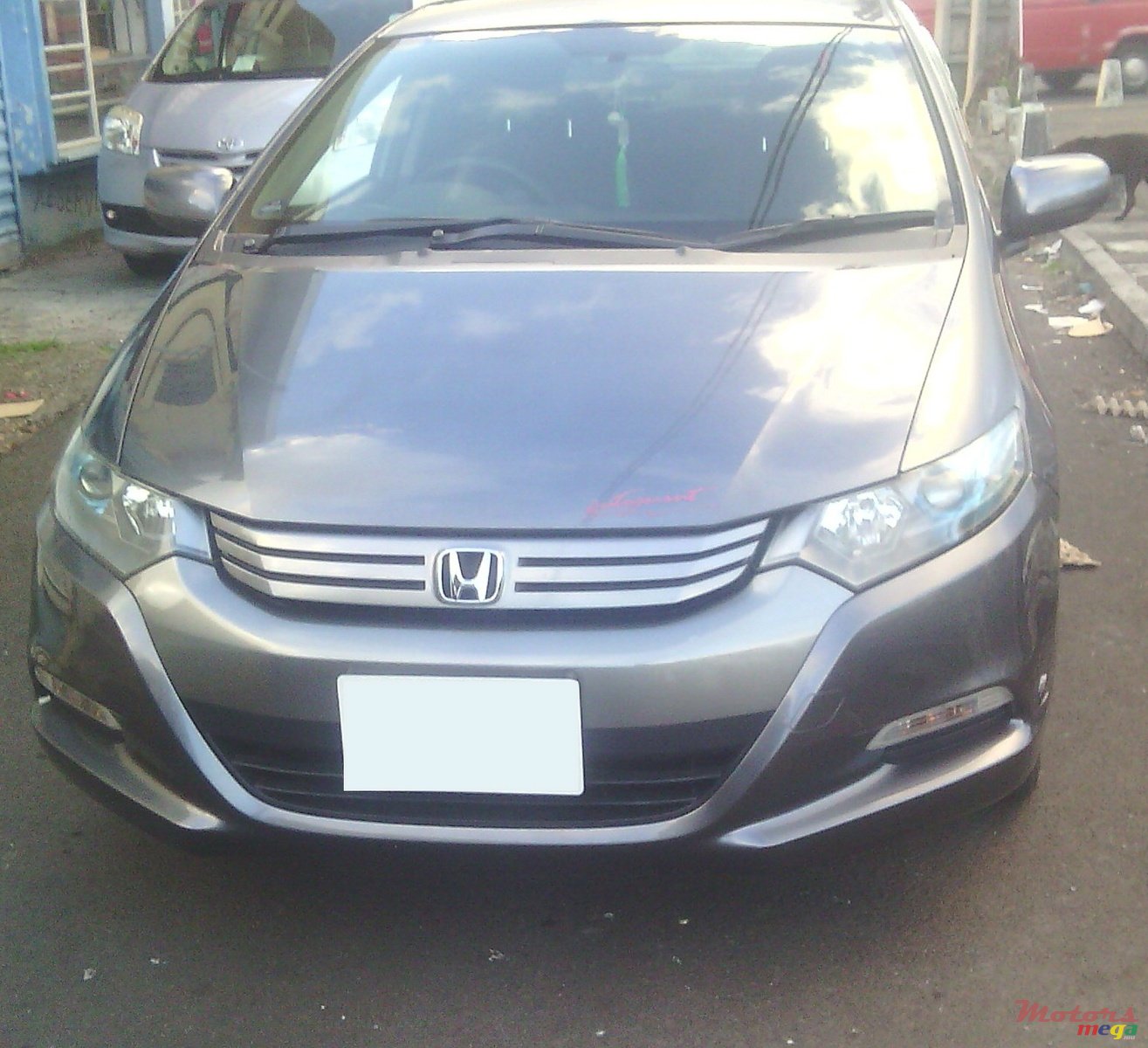 2011' Honda Insight photo #1