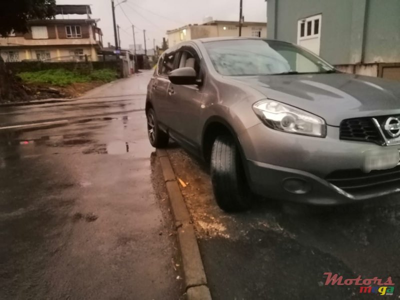 2013' Nissan Qashqai photo #3