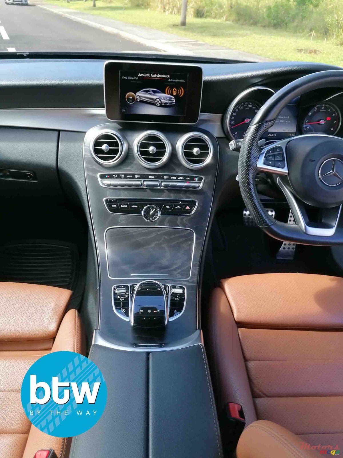 2017' Mercedes-Benz C-Class photo #5