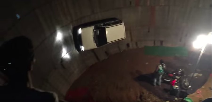 Watch A Suzuki Ride The Wall Of Death Alongside Two Motorcycles