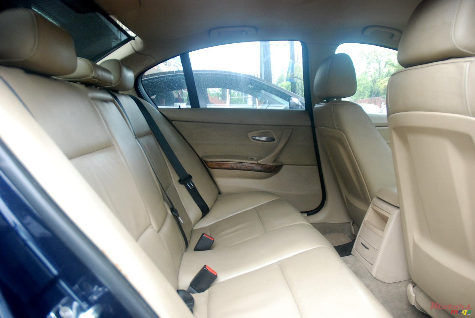 2007' BMW 320 photo #4