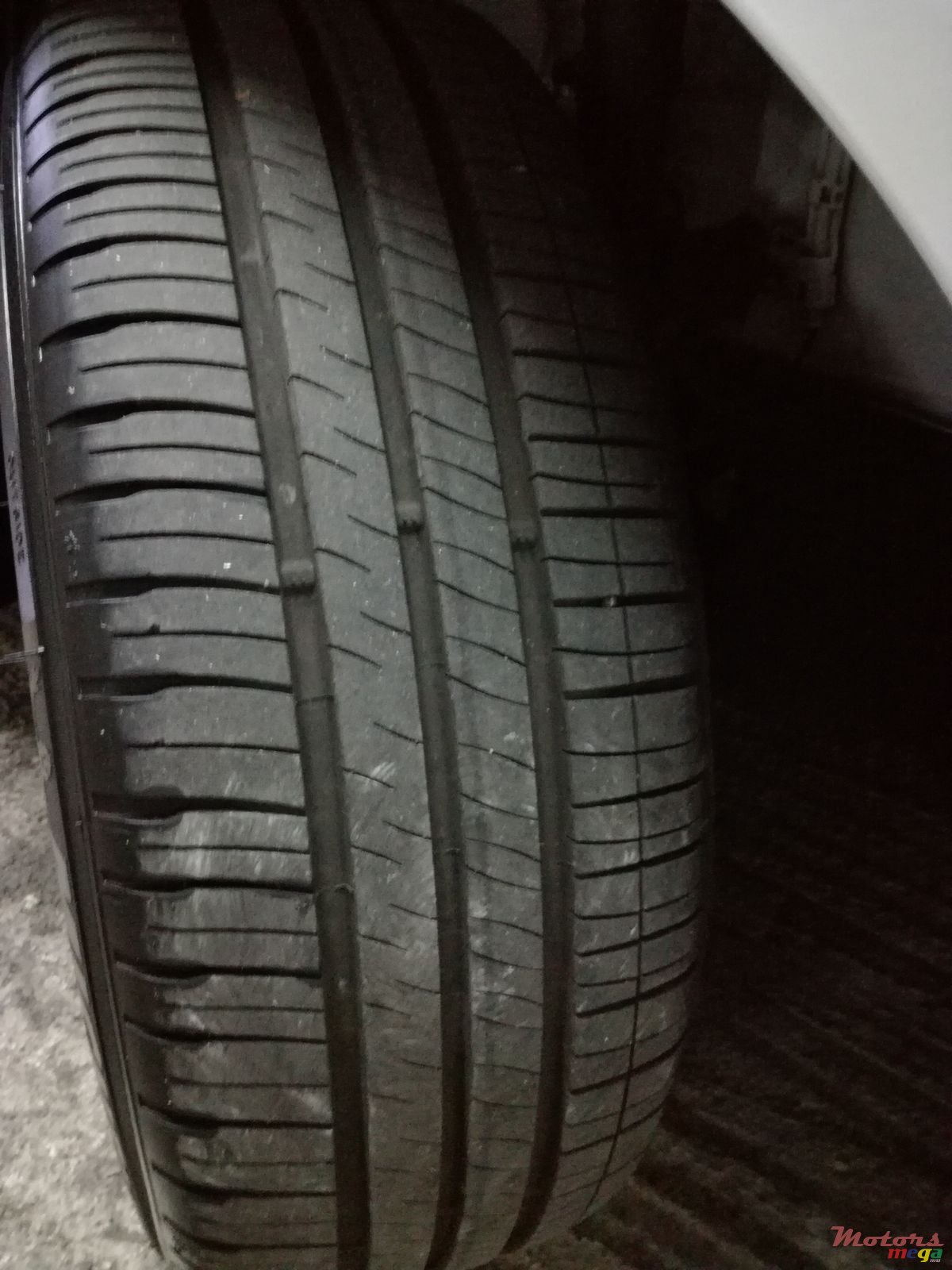 2018' Toyota photo #2