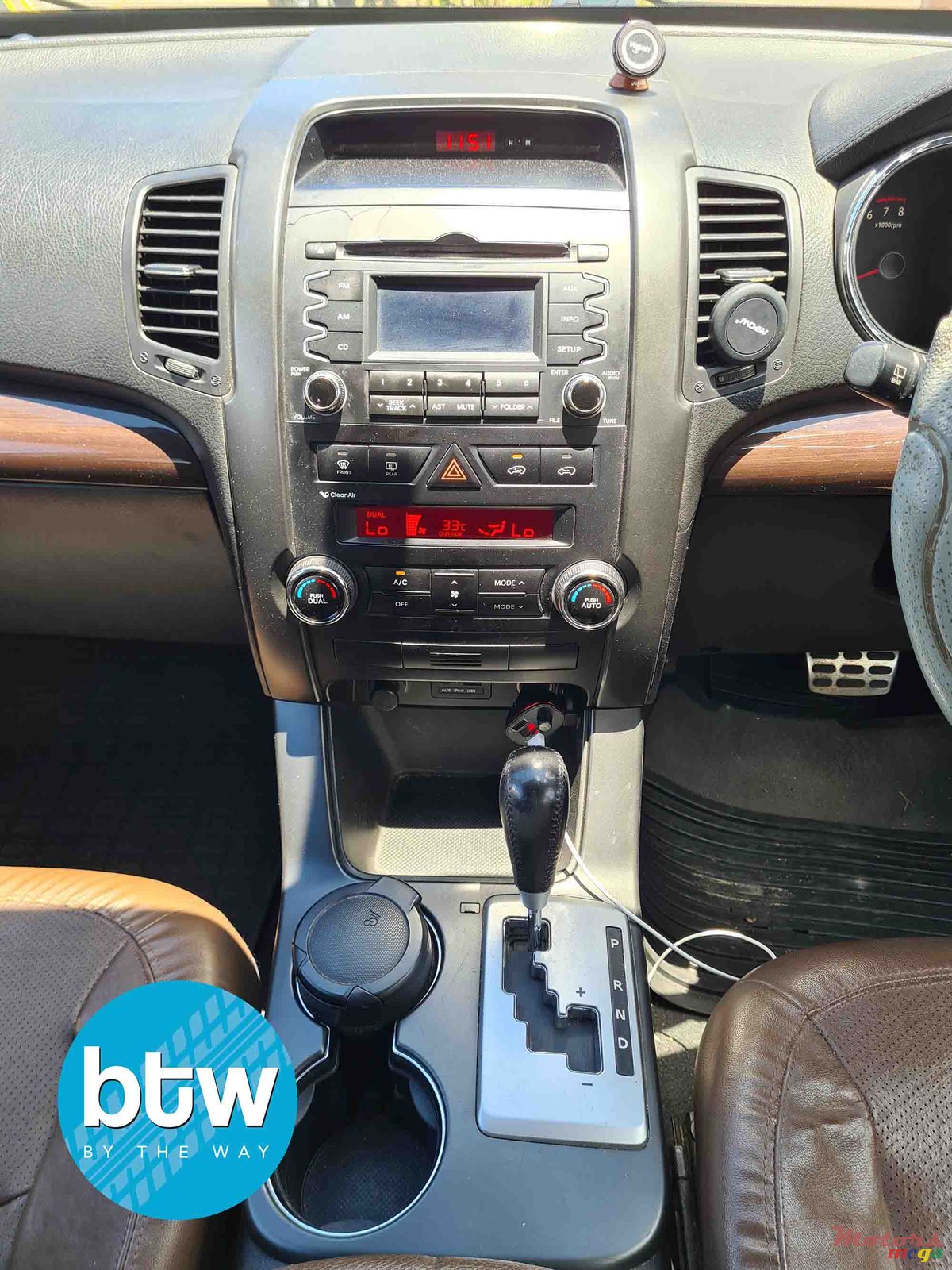 2011' Kia Sorento photo #6