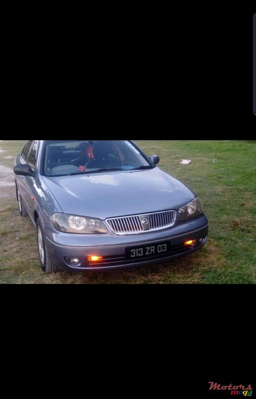 2003' Nissan Sunny photo #2