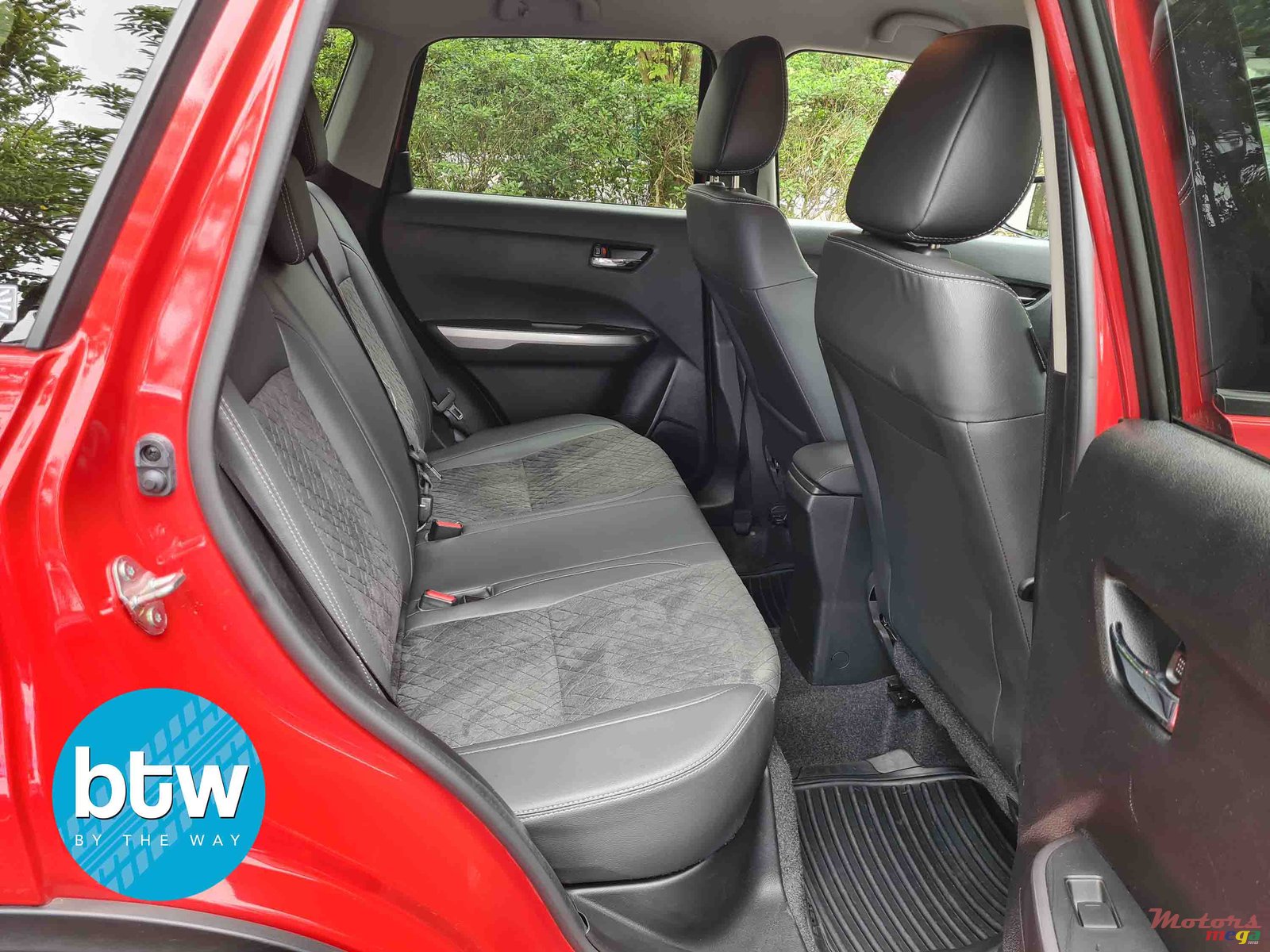 2019' Suzuki Vitara photo #4