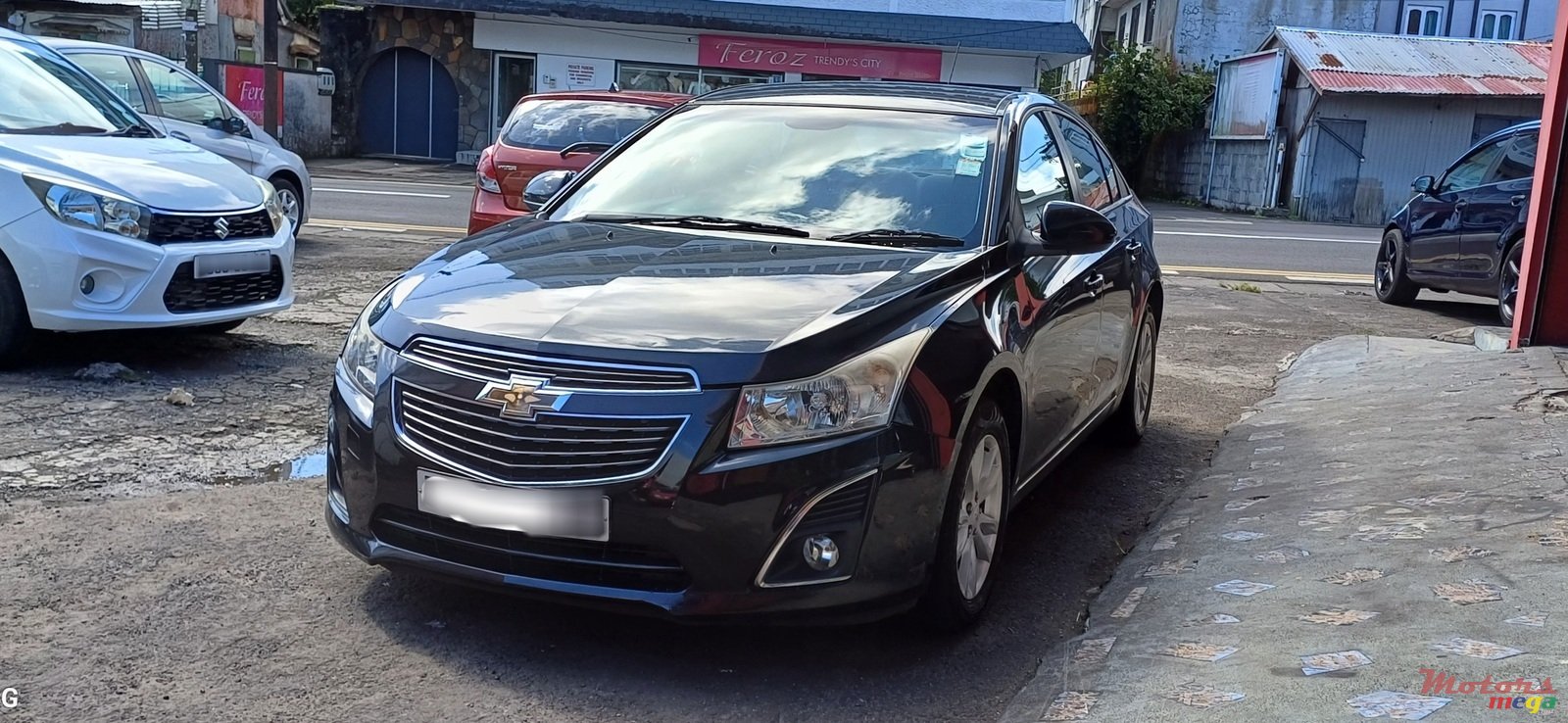 2013' Chevrolet Cruze photo #2