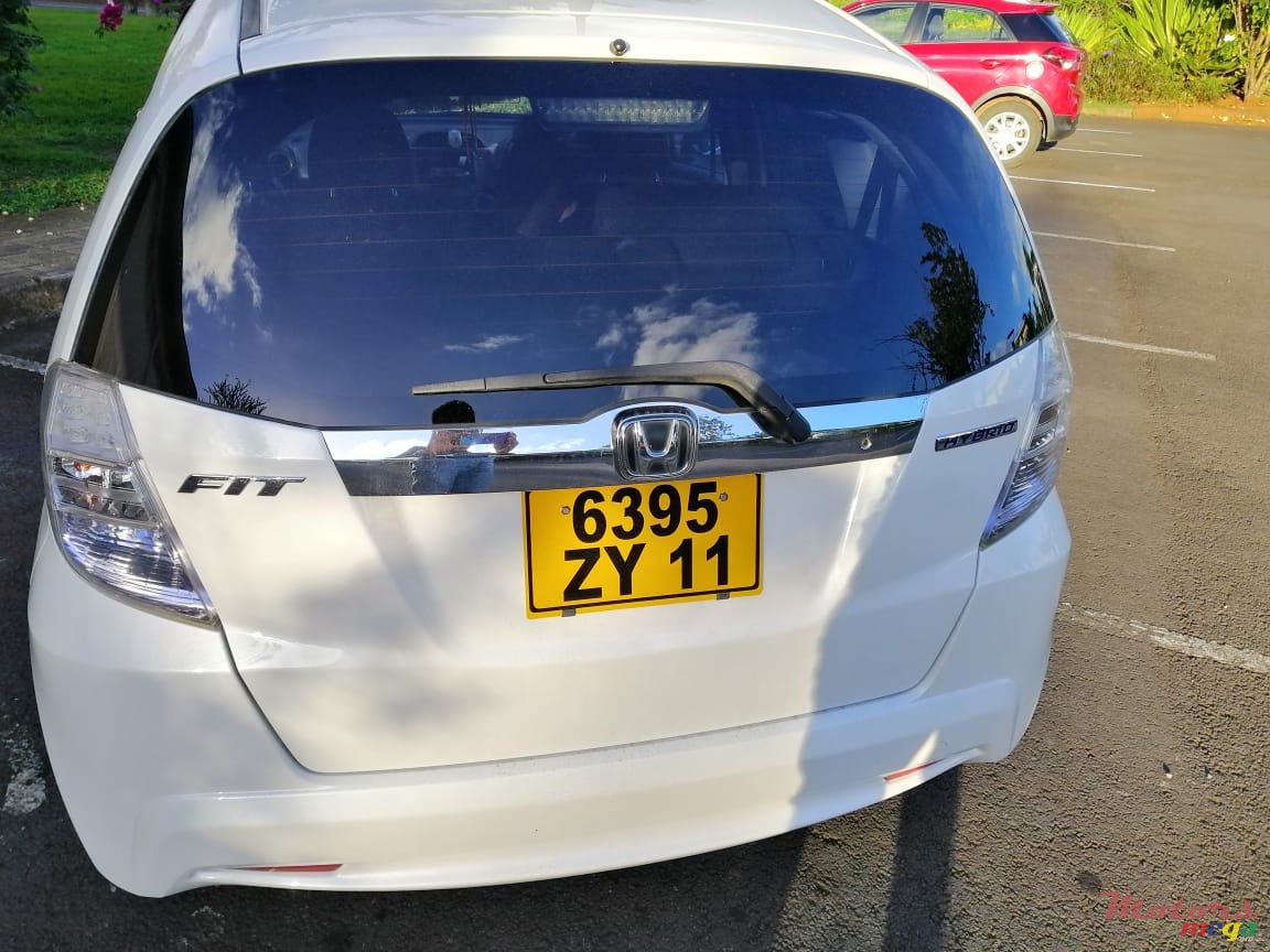 2011' Honda Fit photo #4