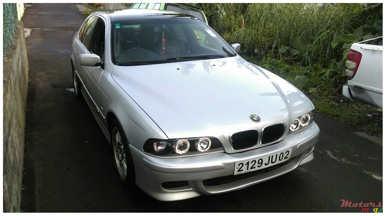 2002' BMW 525 photo #1