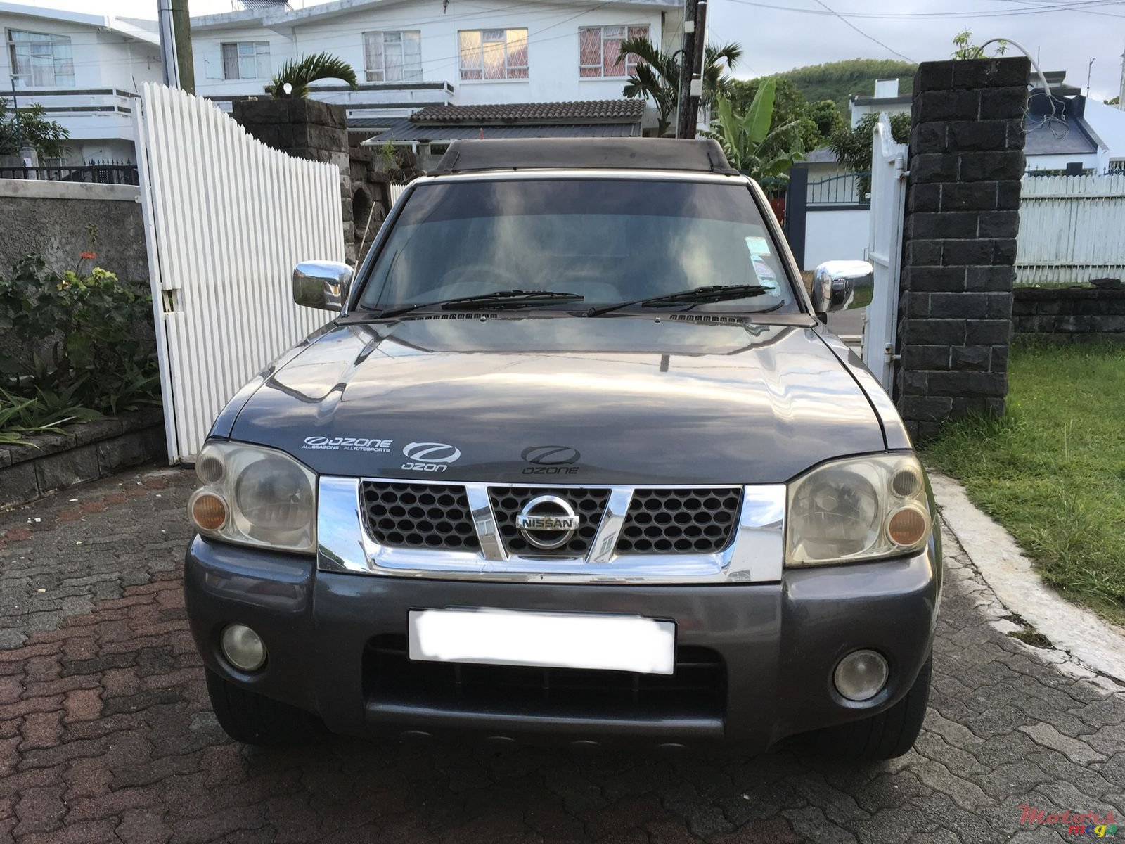 2003' Nissan photo #4