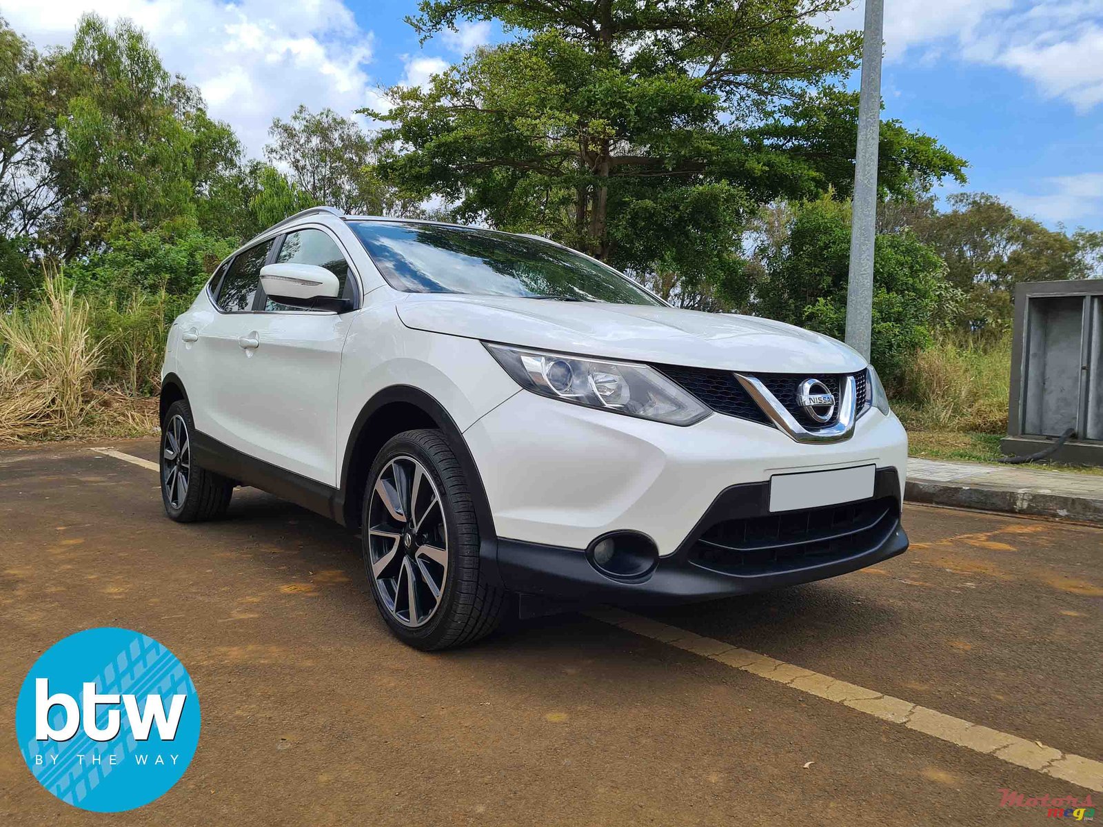 2015' Nissan Qashqai photo #1