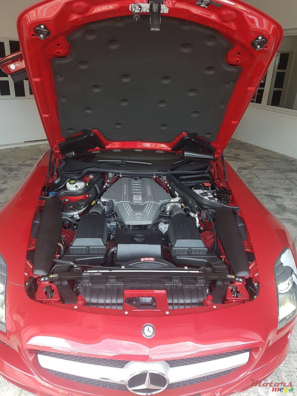 2016' Mercedes-Benz SLS AMG photo #1