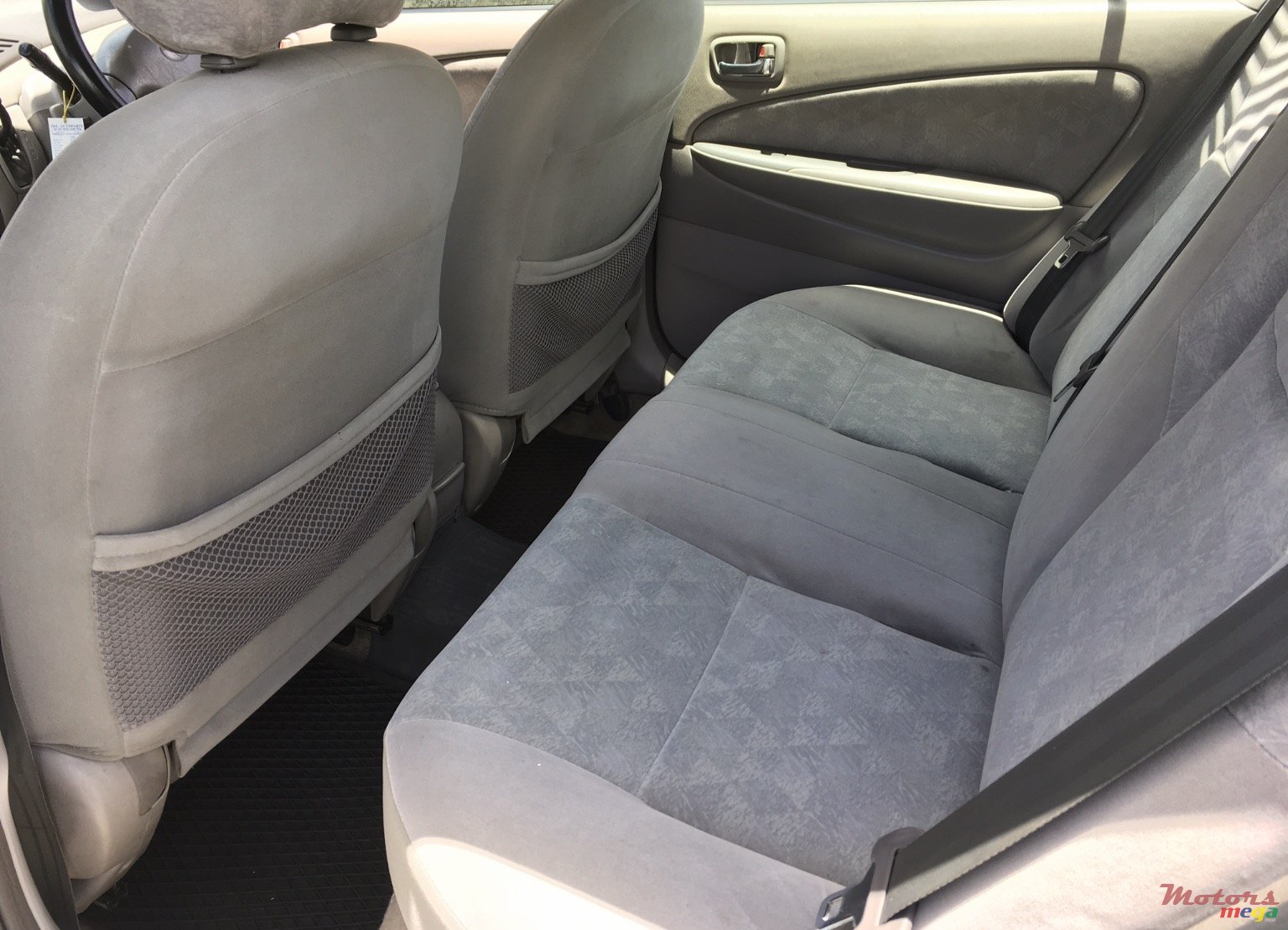 1998' Toyota Prius photo #5