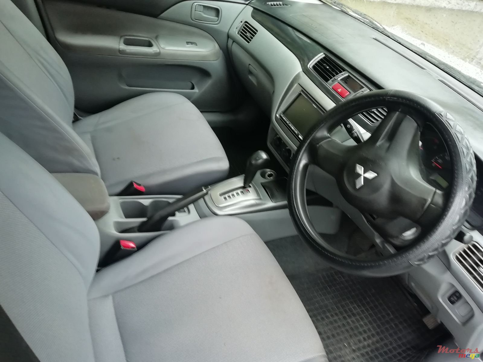 2007' Hyundai Accent photo #3