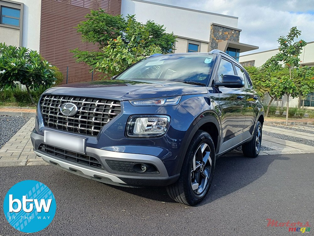 2022' Hyundai Venue N Line photo #2