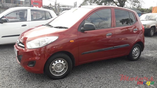 2012' Hyundai i10 photo #2