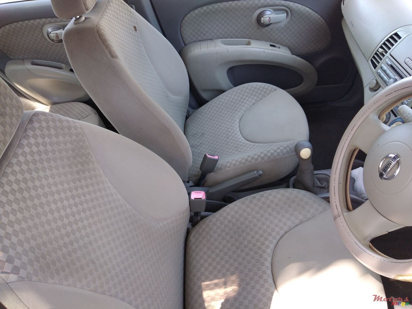 2007' Nissan March photo #5