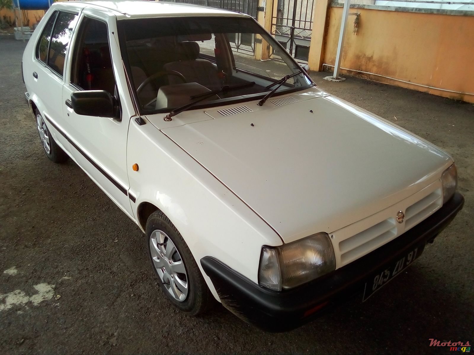 1991' Nissan March photo #4