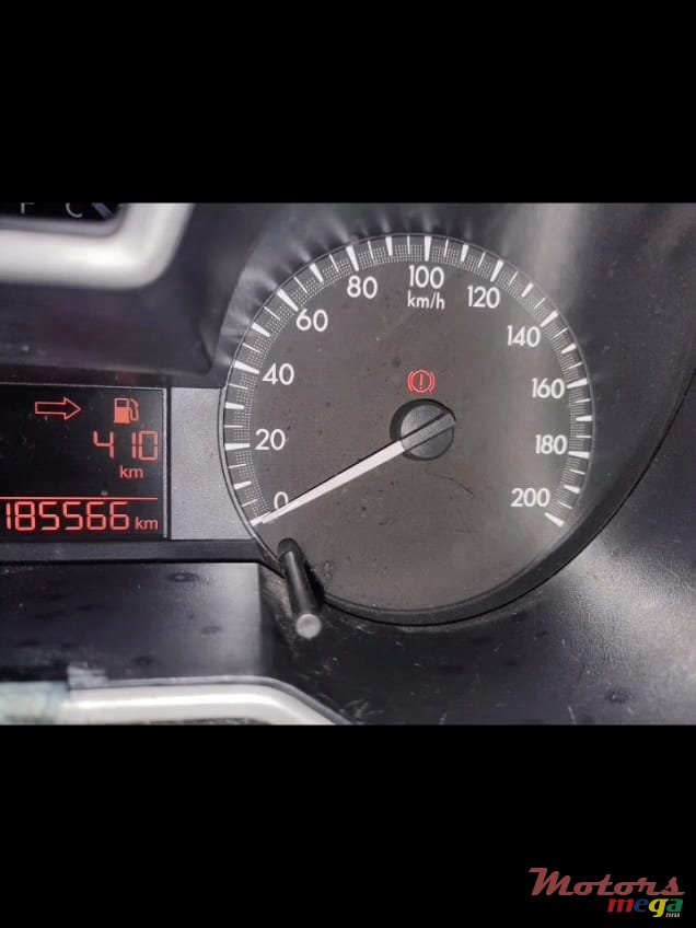 2019' Mazda BT-50 photo #7