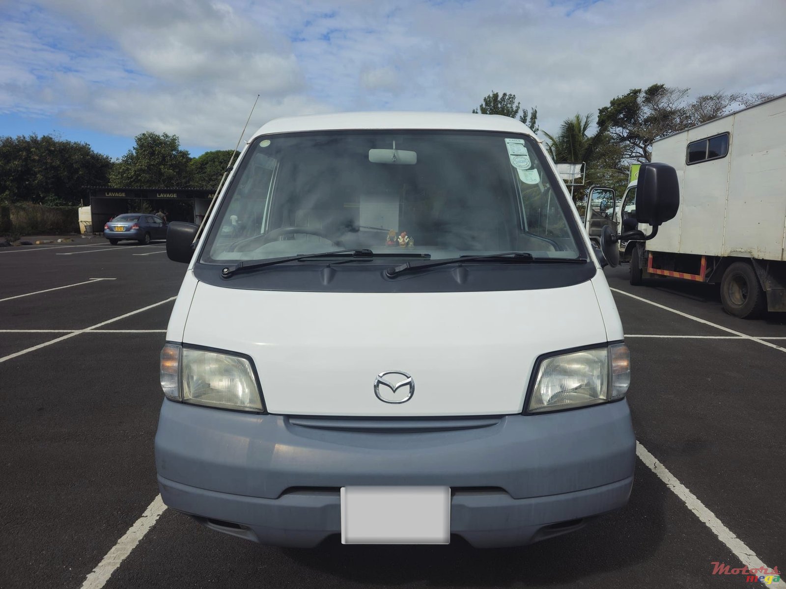 2007' Mazda Bongo Goods Vehicle photo #1