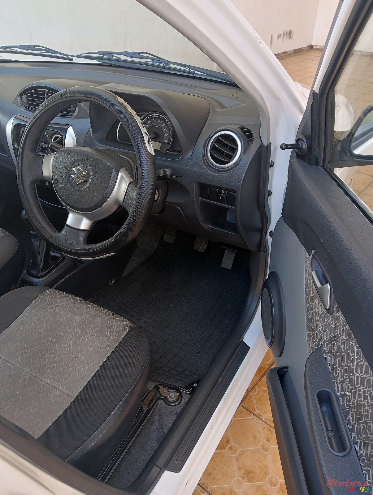 2018' Suzuki Alto photo #7