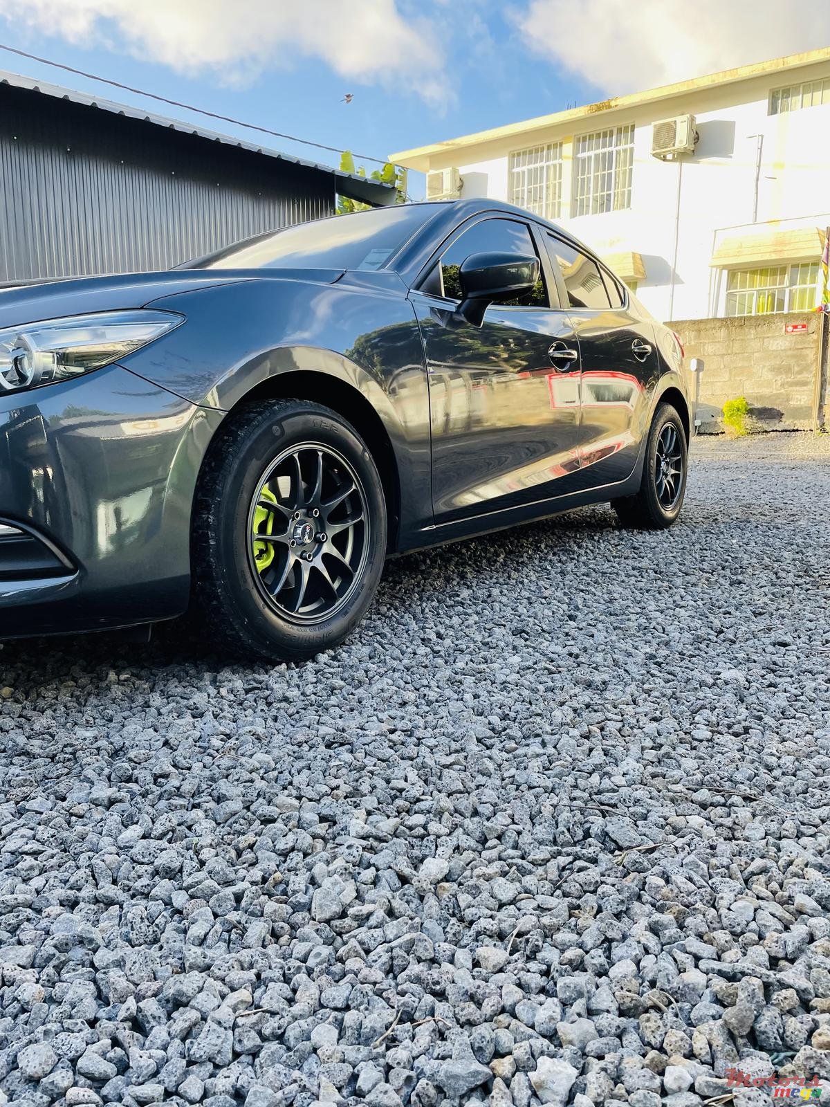 2017' Mazda 3 photo #5