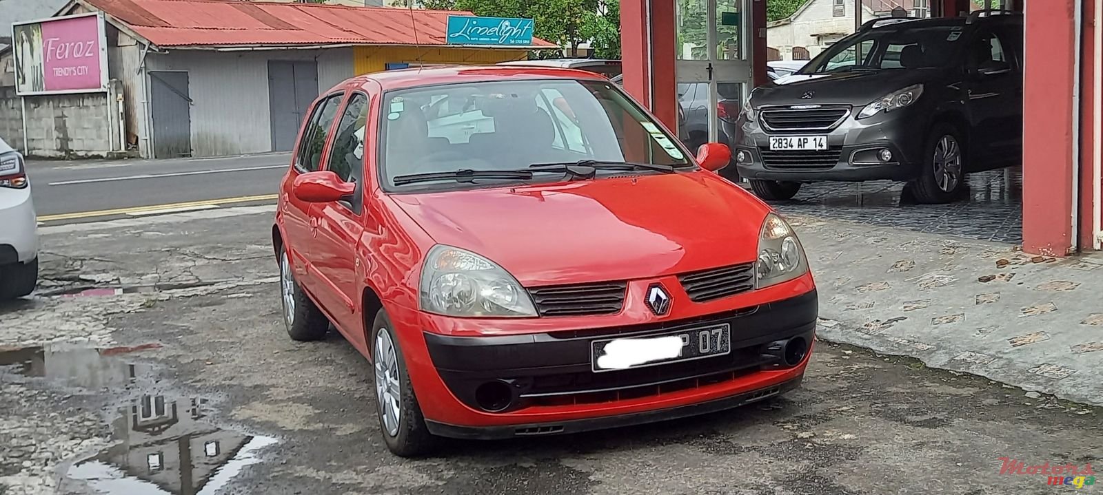 2007' Renault Clio photo #1