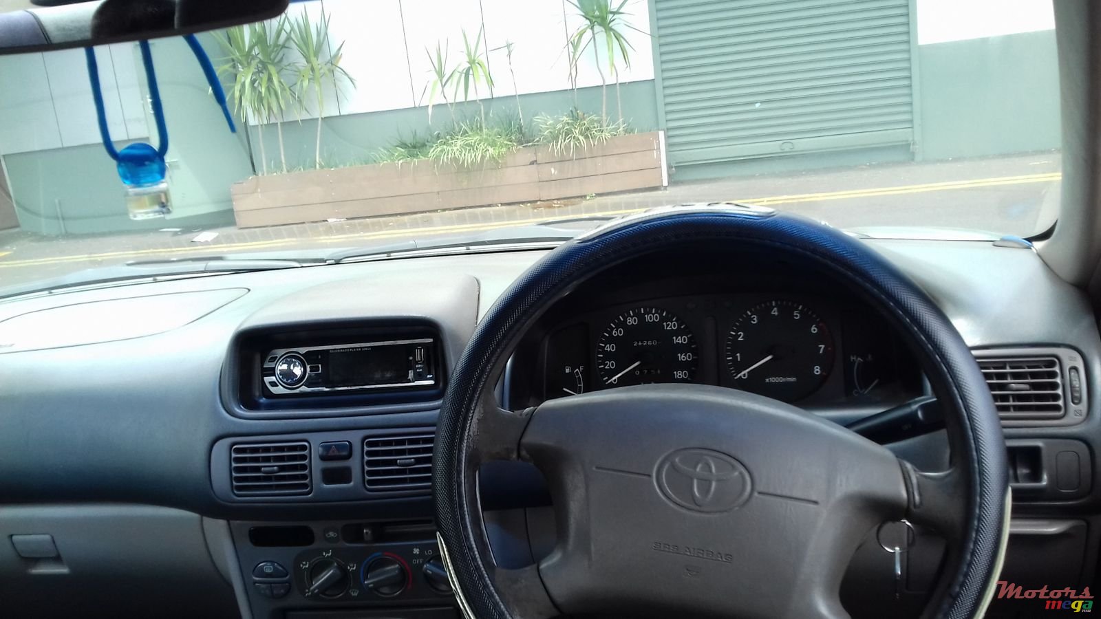 1999' Toyota Corolla photo #3