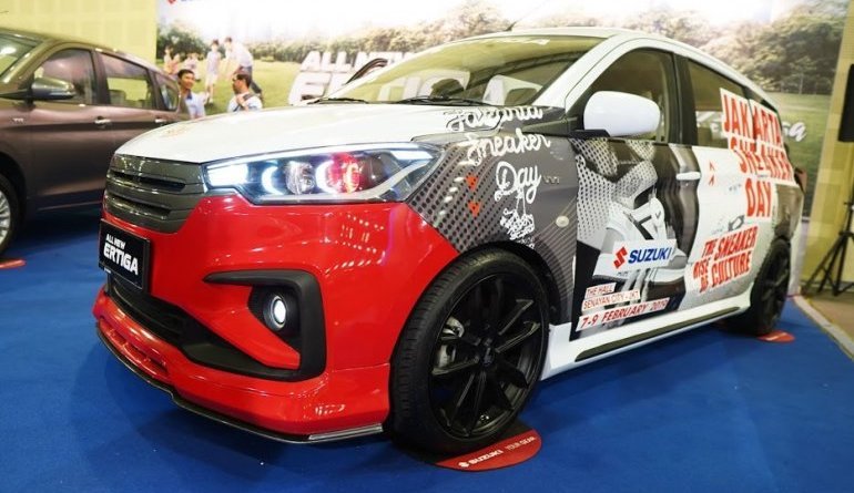 Custom Suzuki Ertiga displayed at Indonesia Modification Expo 2018