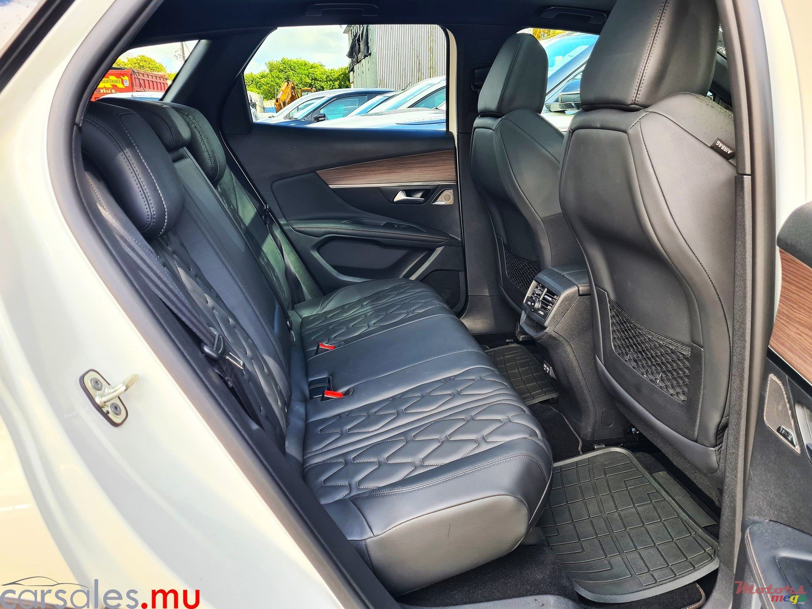 2023&#x27; Peugeot 3008 GT PACK Plus 1.6 THP photo #4