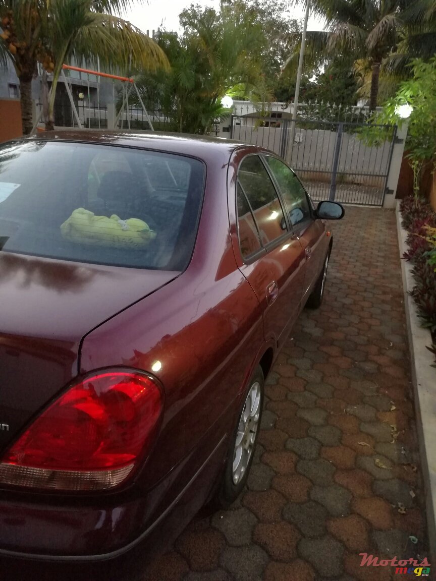 2003' Nissan Sunny N17 photo #3