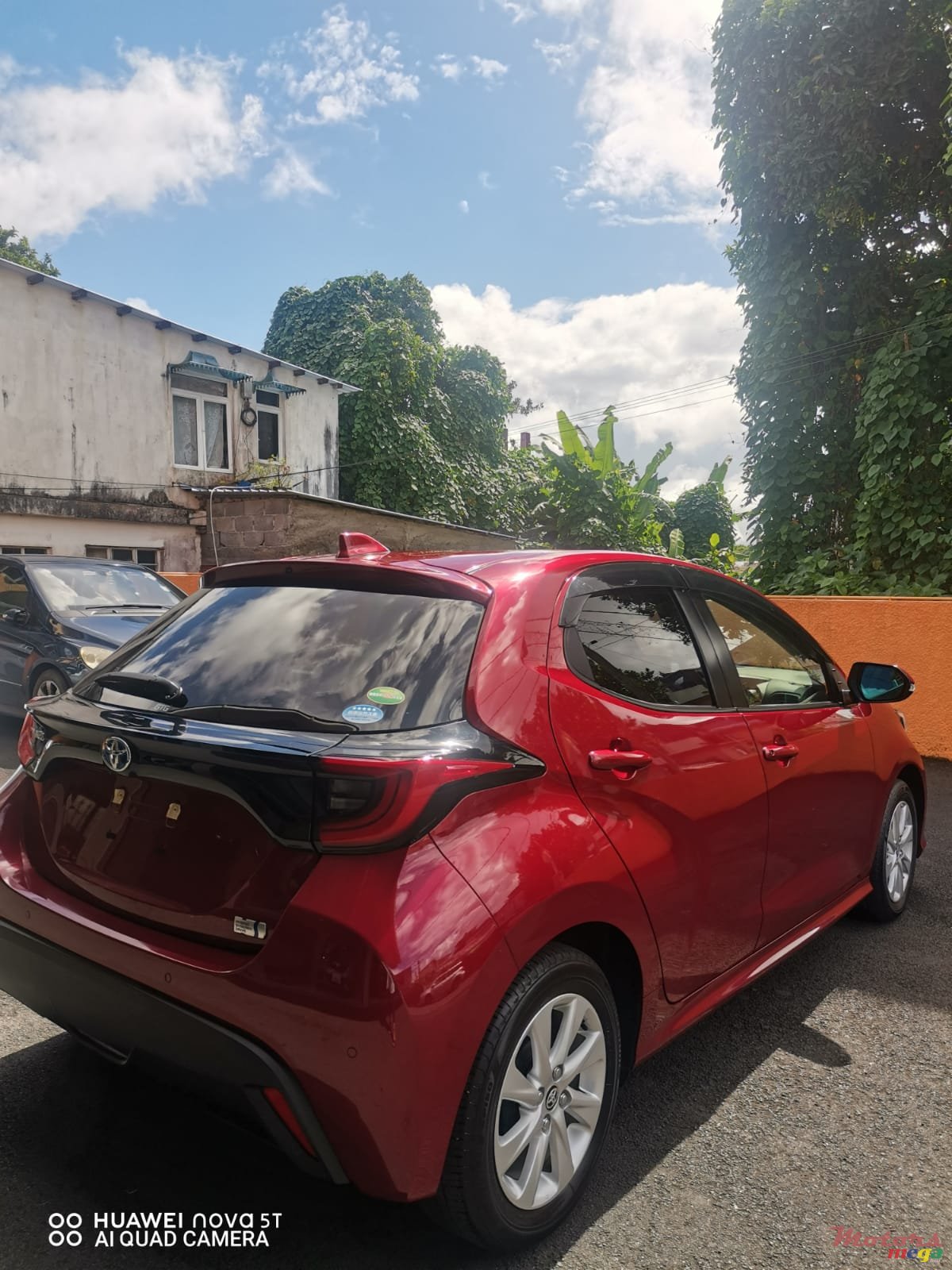 2020' Toyota yaris hybrid photo #3