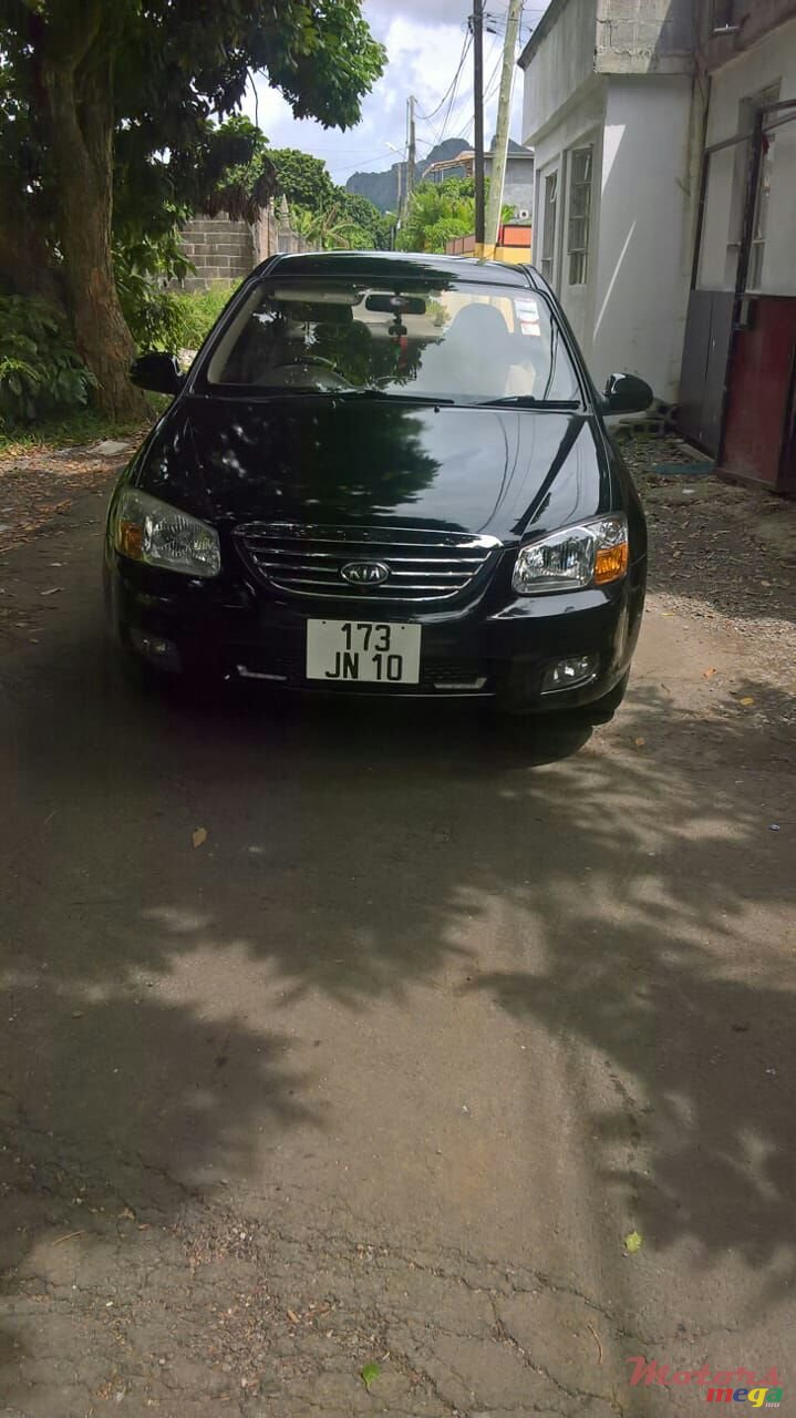 2010' Kia Cerato Lx photo #2