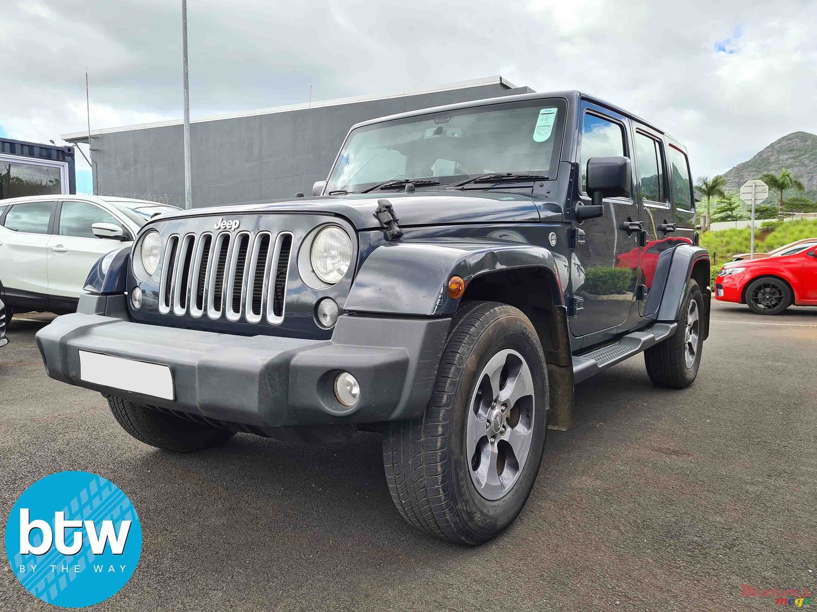 2017' Jeep Wrangler photo #3