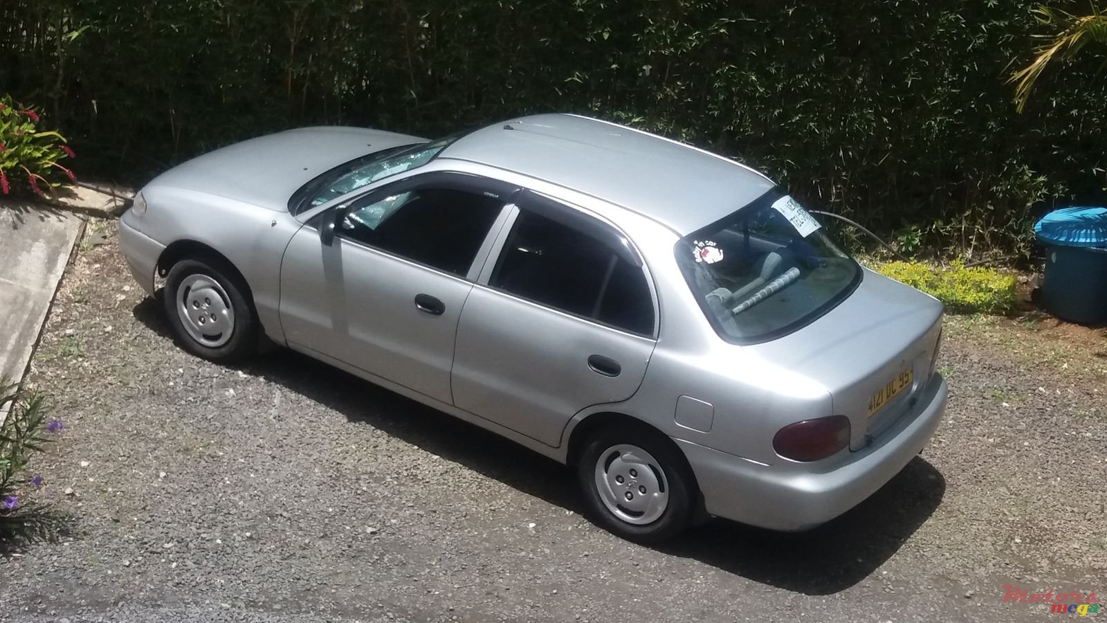 1995' Hyundai Accent photo #2