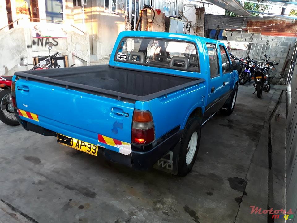 1999' Isuzu KB Series KB250 photo #6