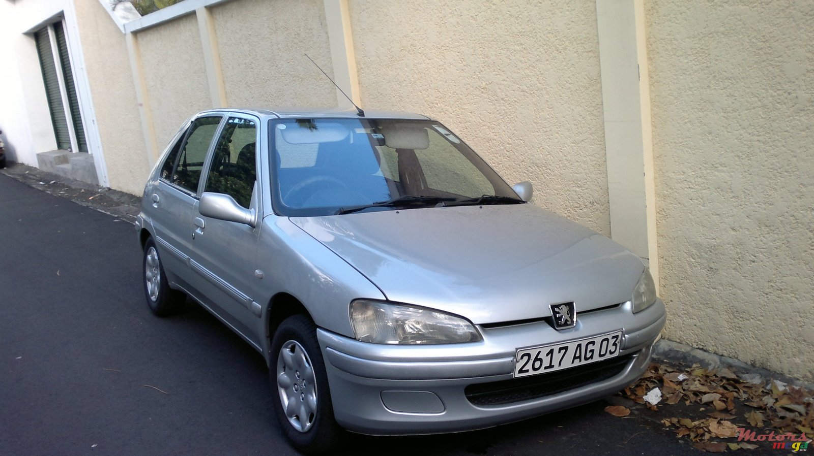 2003' Peugeot 106 photo #1